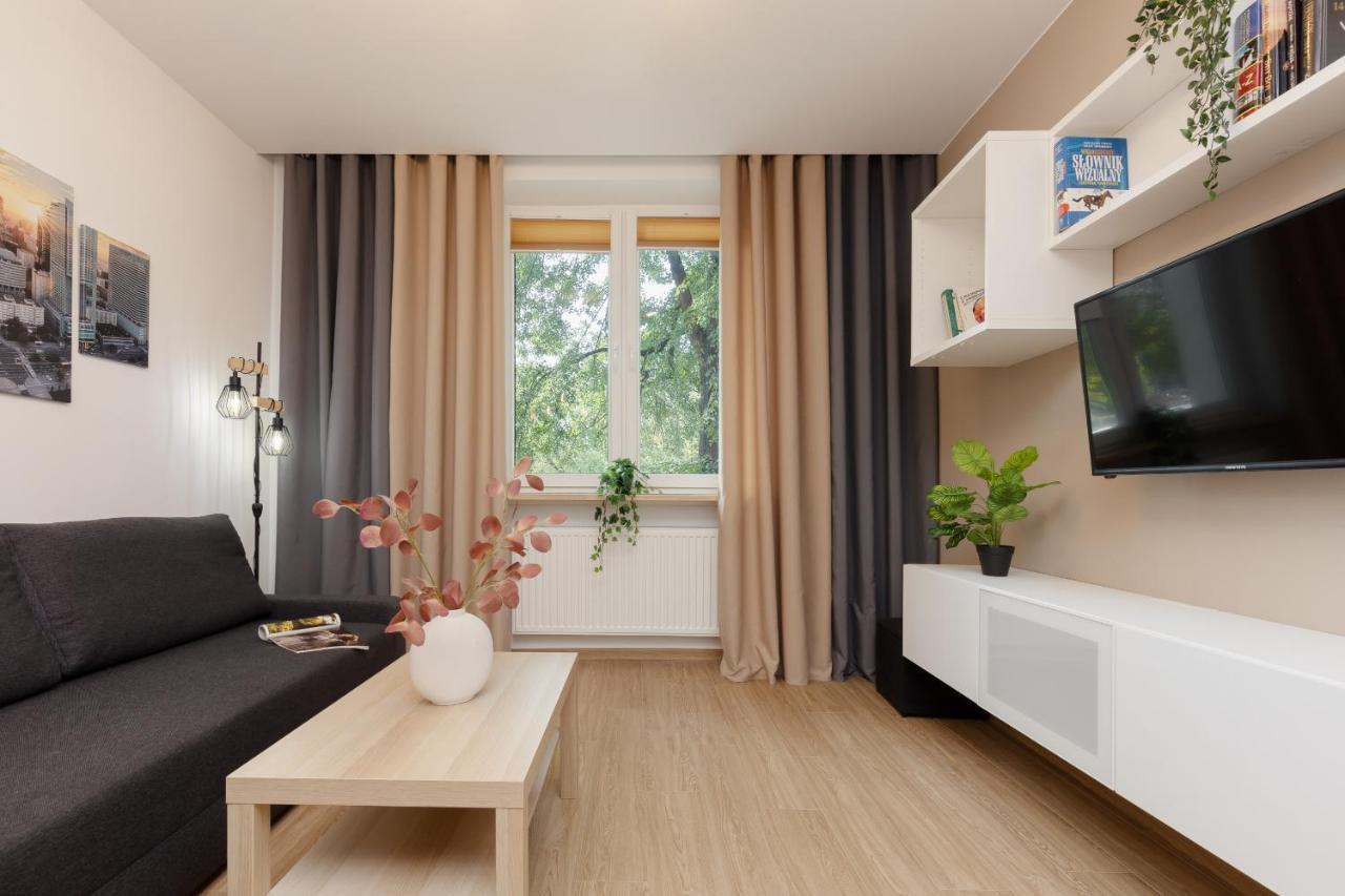 Roomy Apartment Oczapowskiego In Bielany By Noclegi Renters Варшава Экстерьер фото